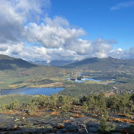 Hébergement de vacances Til Alle Arstider, Fantastisk Utsikt, Badstue, Ski Ski Ut, Tur- Og Bademuligheter, Golf, Fiske