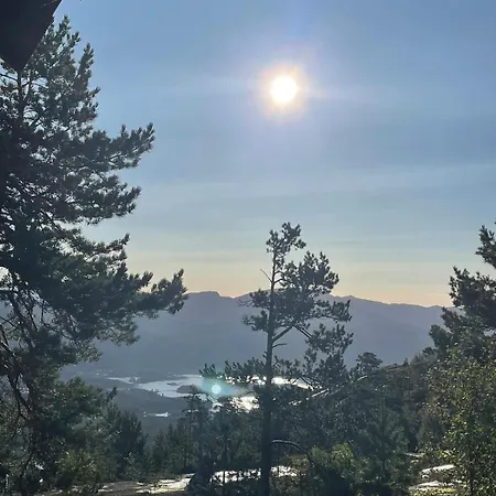 Hébergement de vacances Til Alle Arstider, Fantastisk Utsikt, Badstue, Ski Ski Ut, Tur- Og Bademuligheter, Golf, Fiske